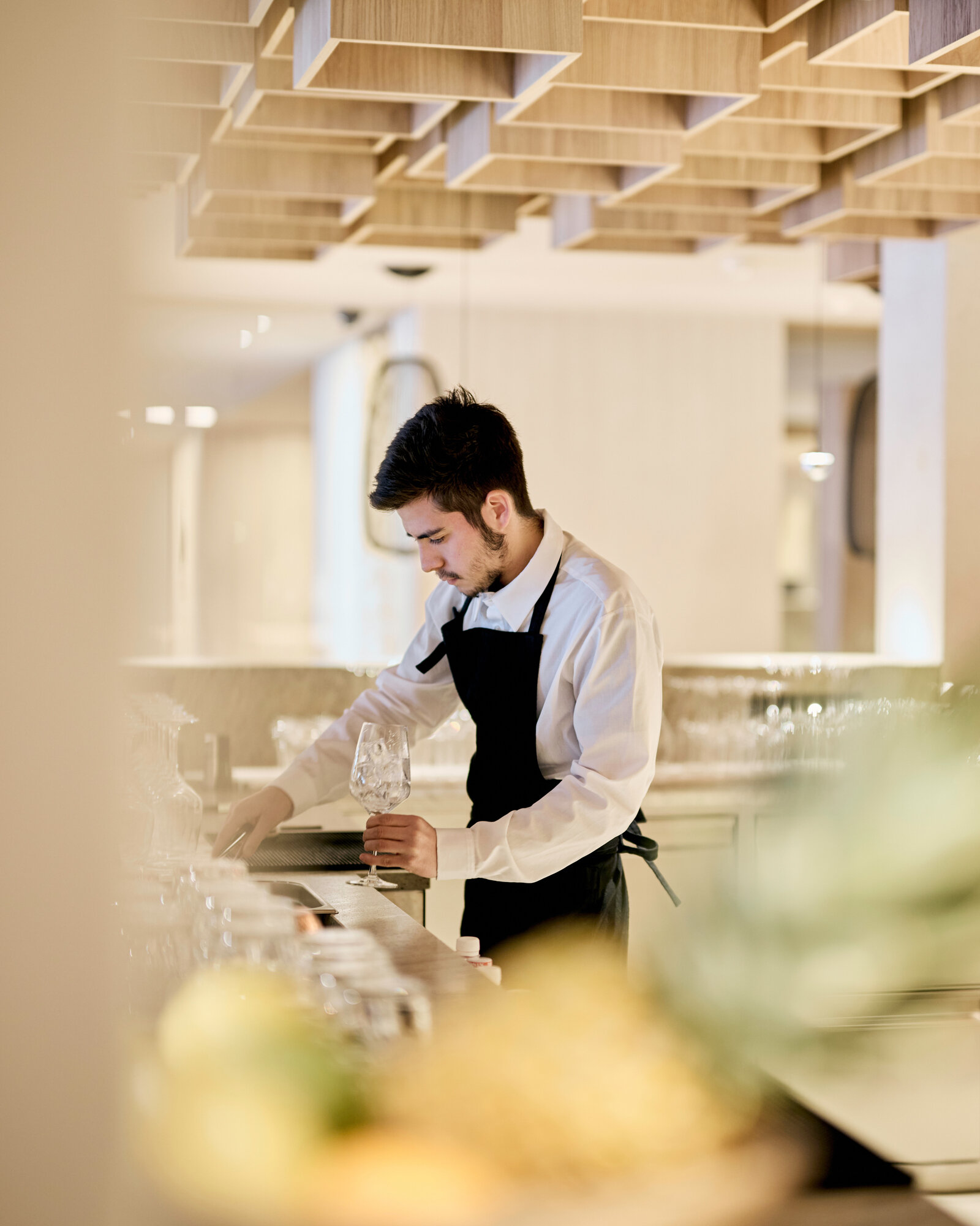 Barmaid/Barman (experience required)